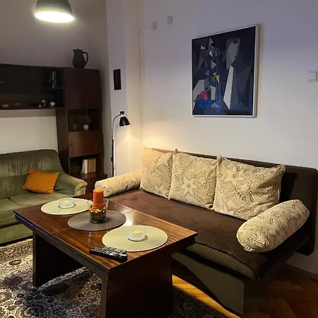 Apartamento Practico, Cómodo Y Céntrico.