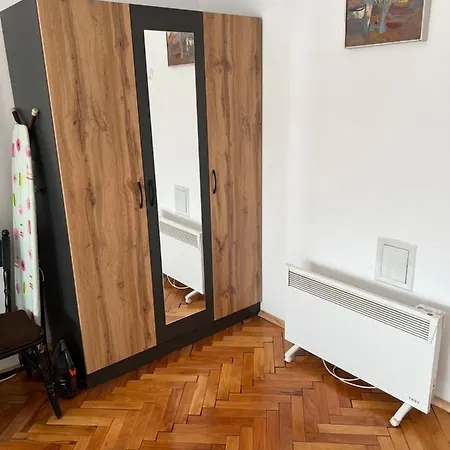 Practico, Comodo Y Centrico. דירה